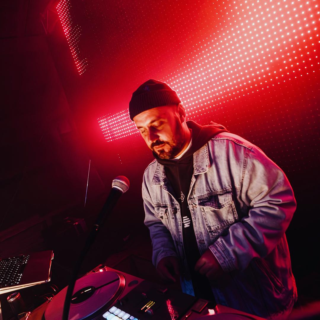 DJ Peny